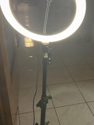 Ring Light LED with Tripod new