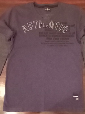 Children's shirt size M like new