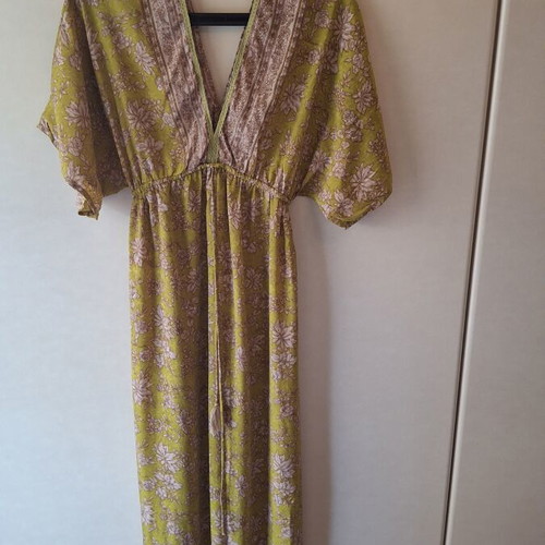 Boho style kaftan dress like new, multicolor floral with deep V neckline