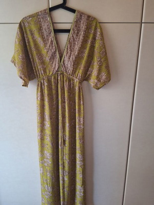 Boho style kaftan dress like new, multicolor floral with deep V neckline