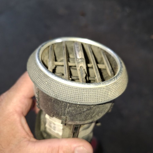 Audi A3 8P air vent used