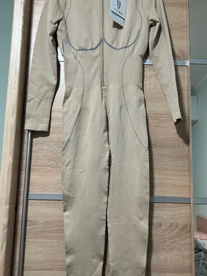 One-piece jumpsuit new, beige, elastic waist