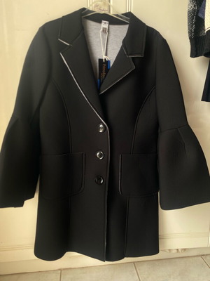 Black coat with bell sleeves new, size XL