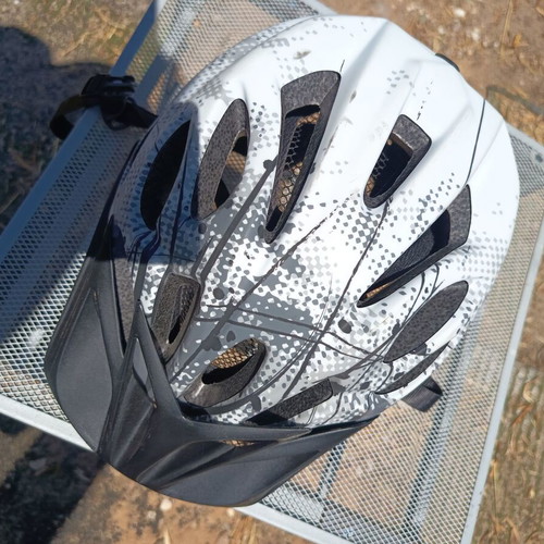 Spokey bicycle helmet