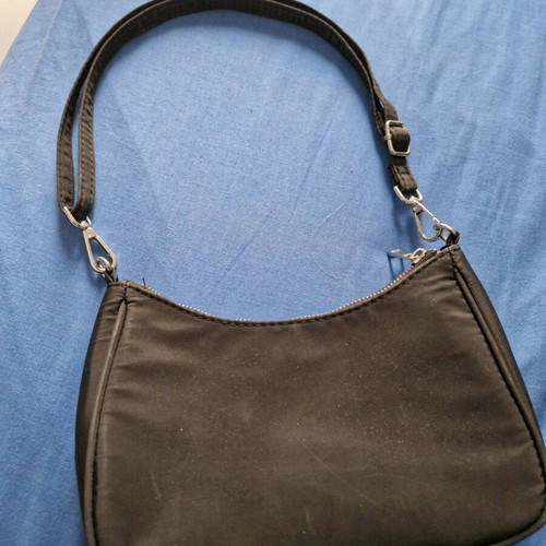 Berska hand bag like new, black crossbody