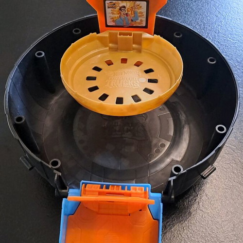Hot Wheels Monster Tracks track used in excellent working condition