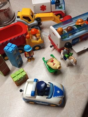 Playmobil 123 toy set like new with vehicles and figures