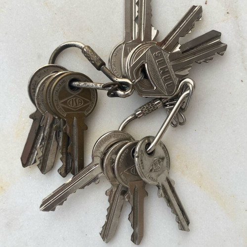 Keys used, pack of 13 with 2 keychains, 1980s