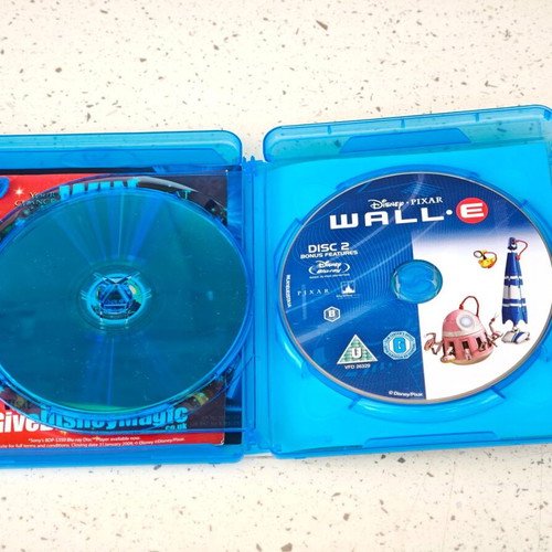 Wall-E 2-disc Blu-ray set
