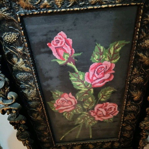 Carved wooden frame like new