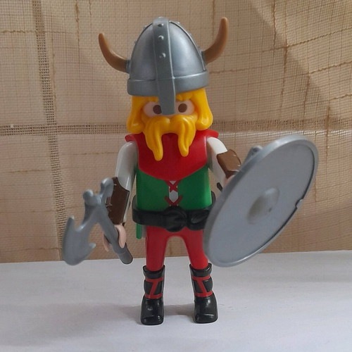 Playmobil set 4599 Viking used missing shield sticker and sword