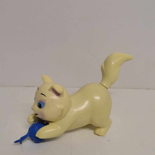 Cat figure like new