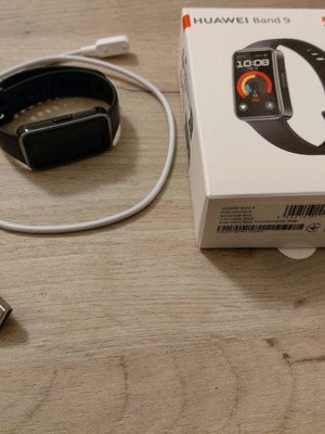Huawei Band 9 smartwatch σαν καινούργιο με φορτιστή και συσκευασία