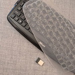 Ασύρματο πληκτρολόγιο Trust Entertainment με trackball σαν καινούργιο