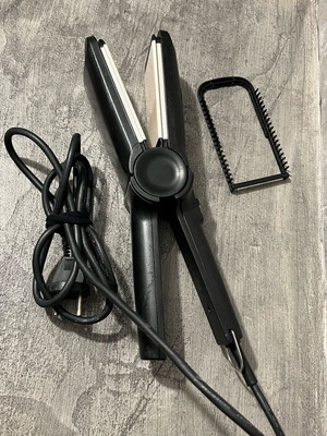 Ισιωτική μαλλιών Rowenta μεταχειρισμένη, μαύρη