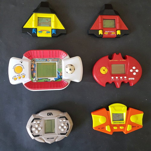 Pack of 6 used Fthlimberakia handheld games, functional
