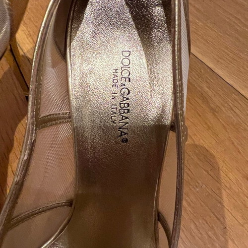 Dolce & Gabbana peep toe gold heels like new, size 39