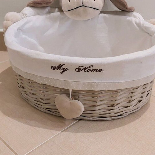 Children's basket like new with gift newborn diary