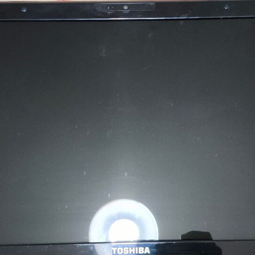 Toshiba Satellite P775-S7365 laptop used, for repair or spare parts