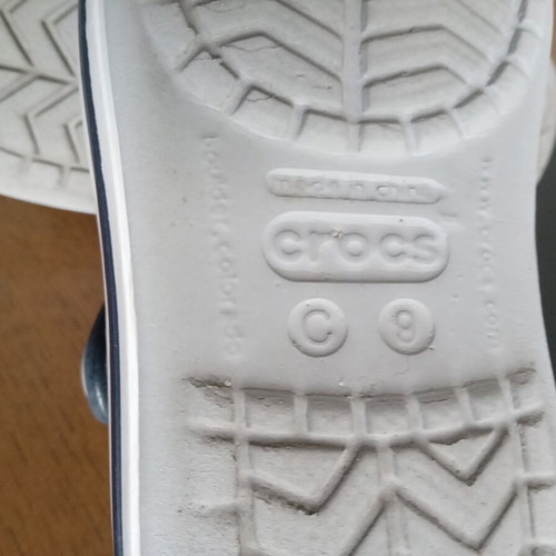 Crocs sandals used, boys' size 25-26, grey and blue
