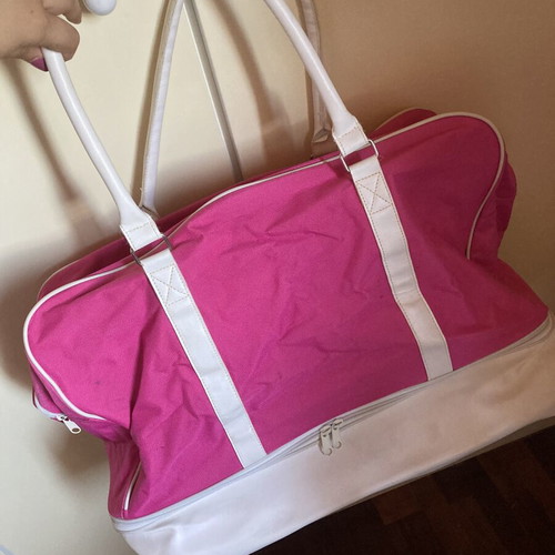 Travel bag used, pink, spacious with shoe compartment