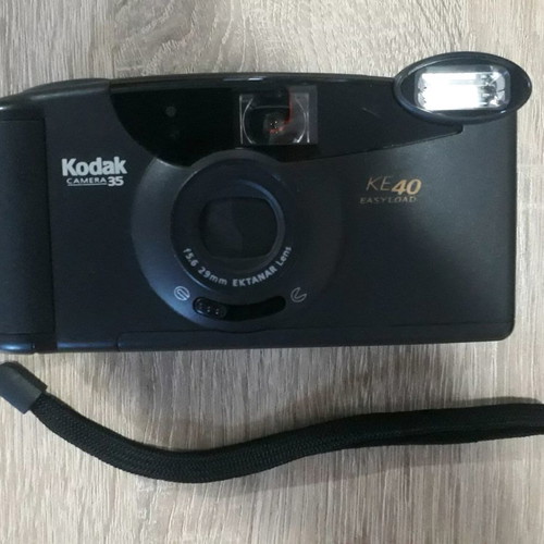 Kodak KE 40 35mm camera used with case