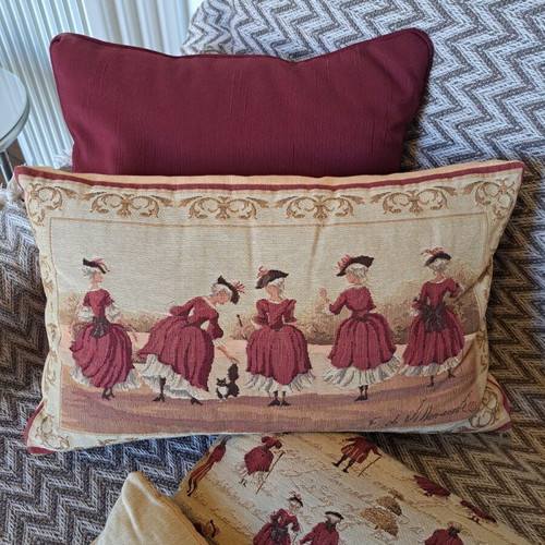 Decorative pillows used, pack of 4 for living room