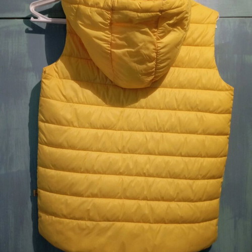 Benetton sleeveless jacket like new, yellow, for 7-8 years old