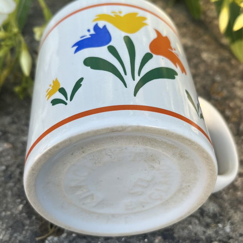 Ceramic cup from England used, very good condition