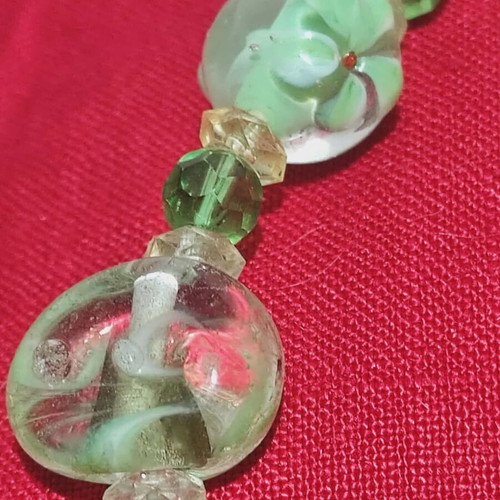 Necklace with glass beads used, blown glass with flower designs