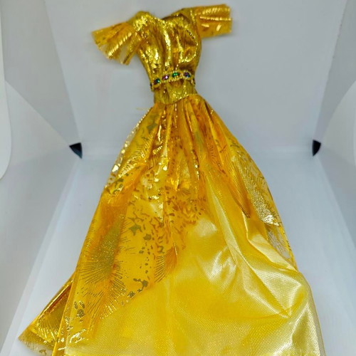Gold Barbie Mattel Holiday Celebration -  12,00 - Vendora.cy