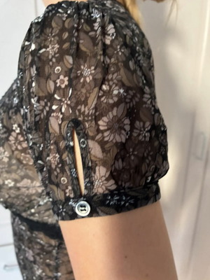 Mexx vintage sheer black floral mesh top with lace trim size S like new