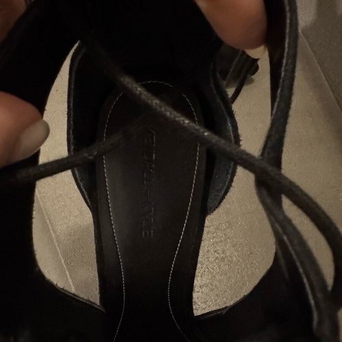 Kendall &Kylie suede pumps like new, black, size 40
