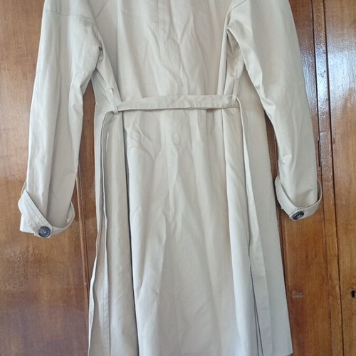 Trench coat Pink Woman medium like new with belt and pockets