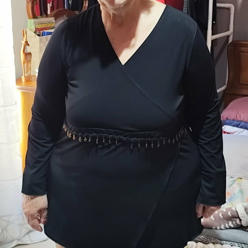 Women's black blouse like new, size XL