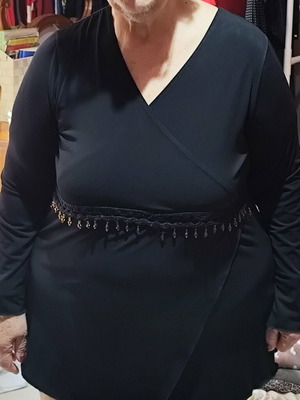 Women's black blouse like new, size XL
