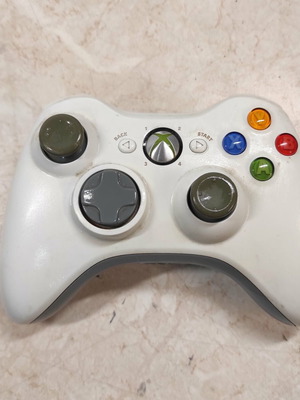 Ασύρματα χειριστήρια Xbox 360 σαν καινούργια, πλήρως λειτουργικά