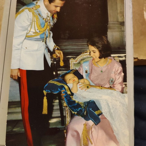 Color postcard of King Constantine and Queen Anne-Marie in like new condition