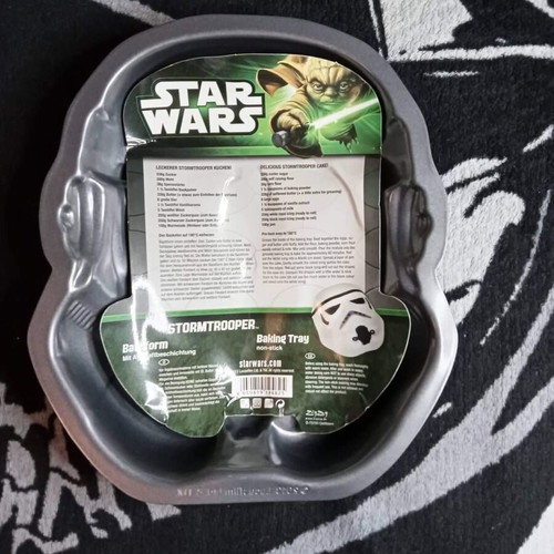 Authentic Stormtrooper Nonstick Baking Pan like new