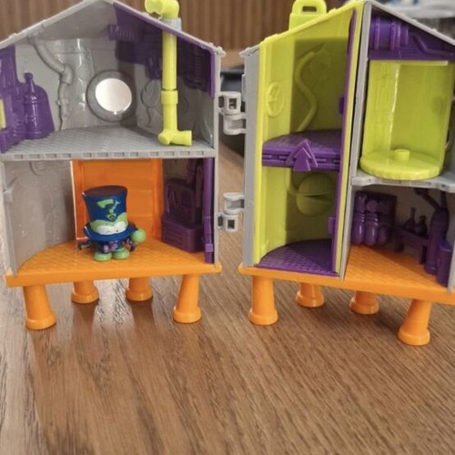Super Zings toy like new