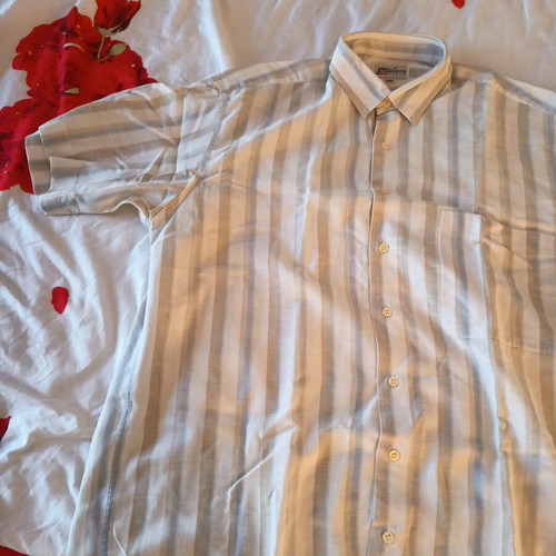 Men's summer shirts like new, pack of 7, large, multicolor