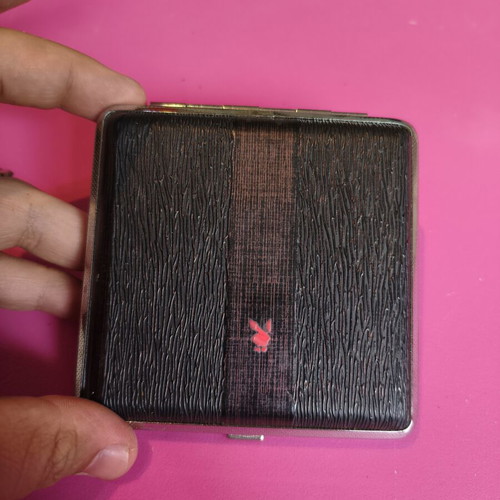 Tobacco Case used