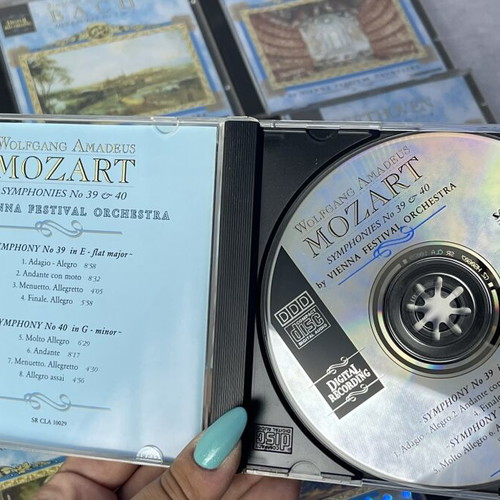 The Great Music Book & CD Collection by Deutsche Grammophon used, classical