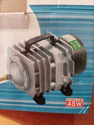Air Compresssor like new for laser with No1 needle 240V 45W