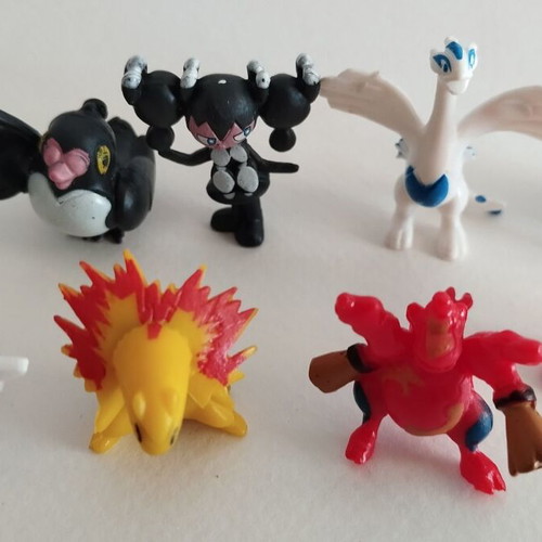 Mini Pokemon figures used, set of 26 pieces