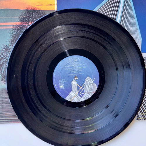 Yes Going For The One LP used, 1st US 1977 edition, rock