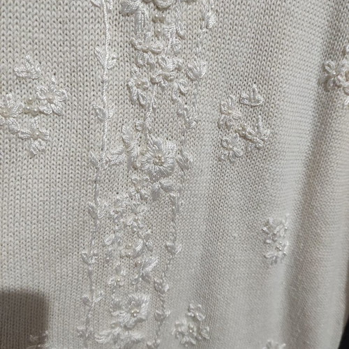 Paramour Exclusive knitted vintage blouse like new, beige with embroidery