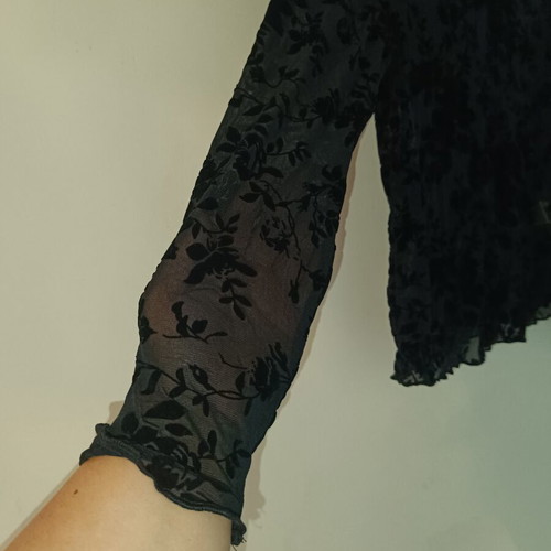 See Through Top Shein new, black with velvet animal print