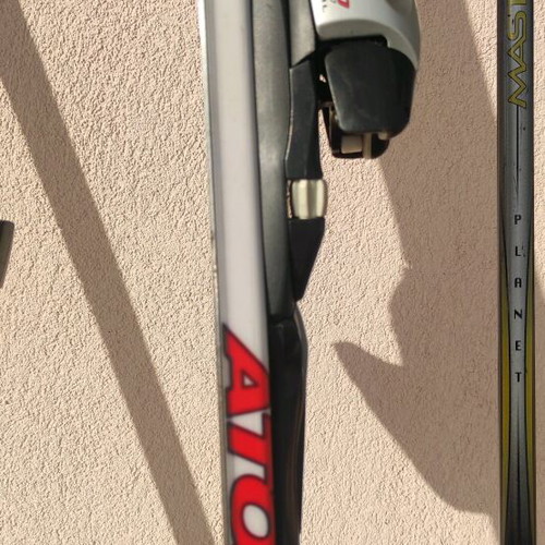 SKI BOOTS + POLE, Atomic Carv. C6 18 Skis. 170Cm. White & Red!!