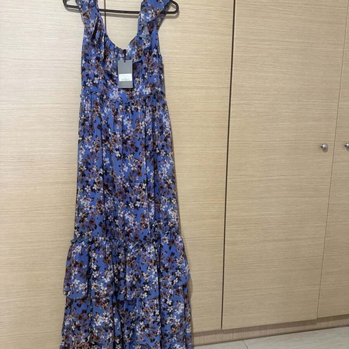 Helmi long dress, new, size Small
